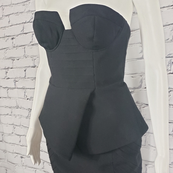 Finders Keepers Rainfall Peplum Dress - Picture 3 of 5